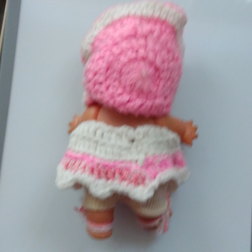 Vtg. Adorable Kewpie like doll in pink - Picture 5 of 10